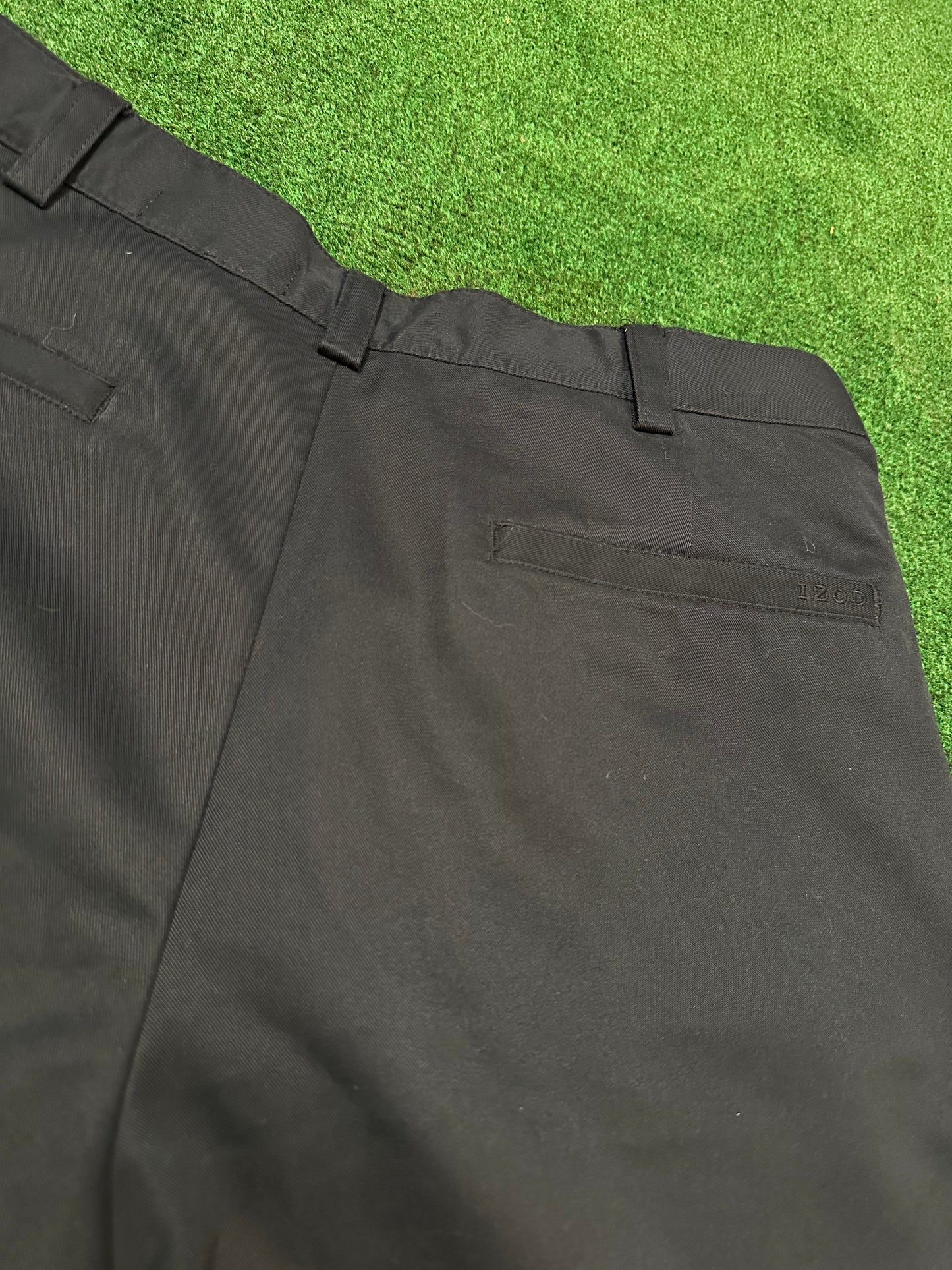 Izod Pleated Golf Short